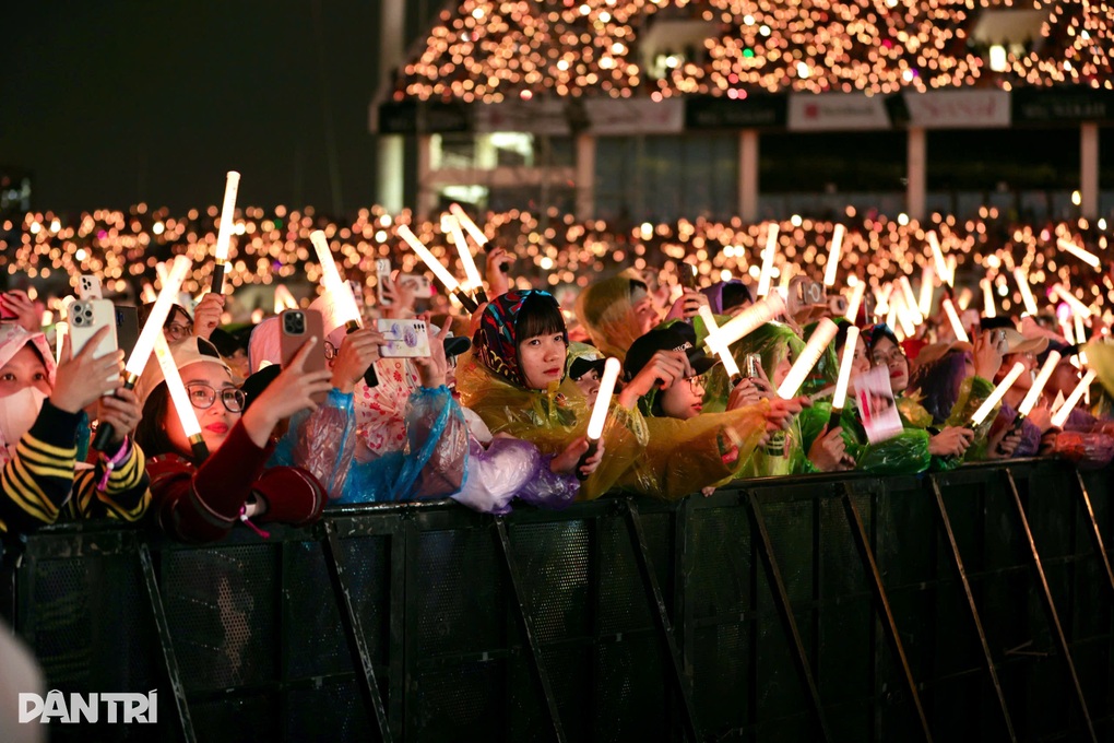 Mỹ Tâm xin lỗi người dân Hà Nội vì gây ồn ào nửa đêm - 3