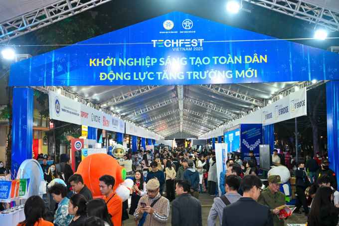 Một phần khu vực triển lãm Techfest Việt Nam 2025. Ảnh: Giang Huy