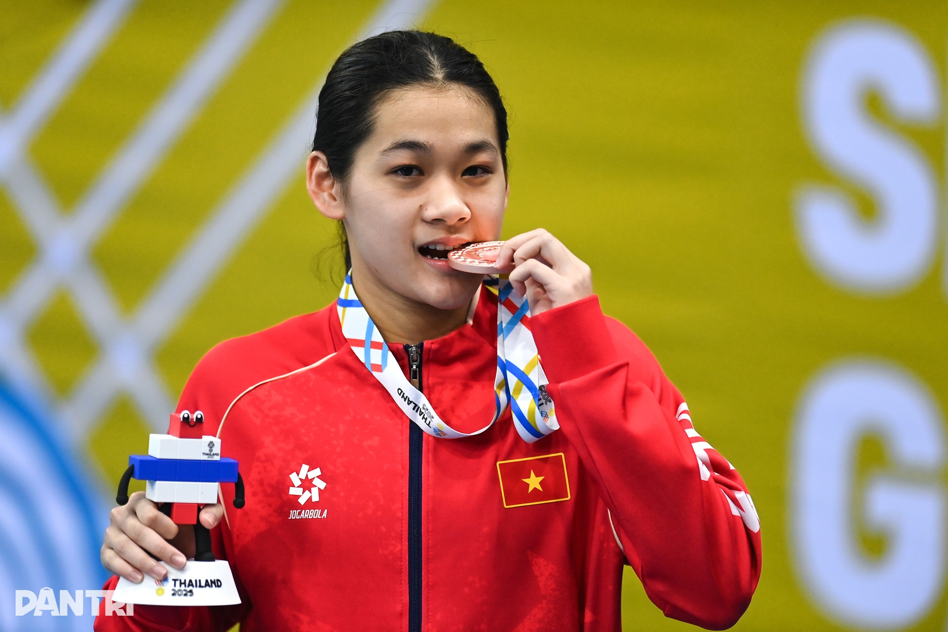 Những khoảng lặng buồn trên đường đua xanh ở SEA Games 33 - 11 Những khoảng lặng buồn trên đường đua xanh ở SEA Games 33 - 11