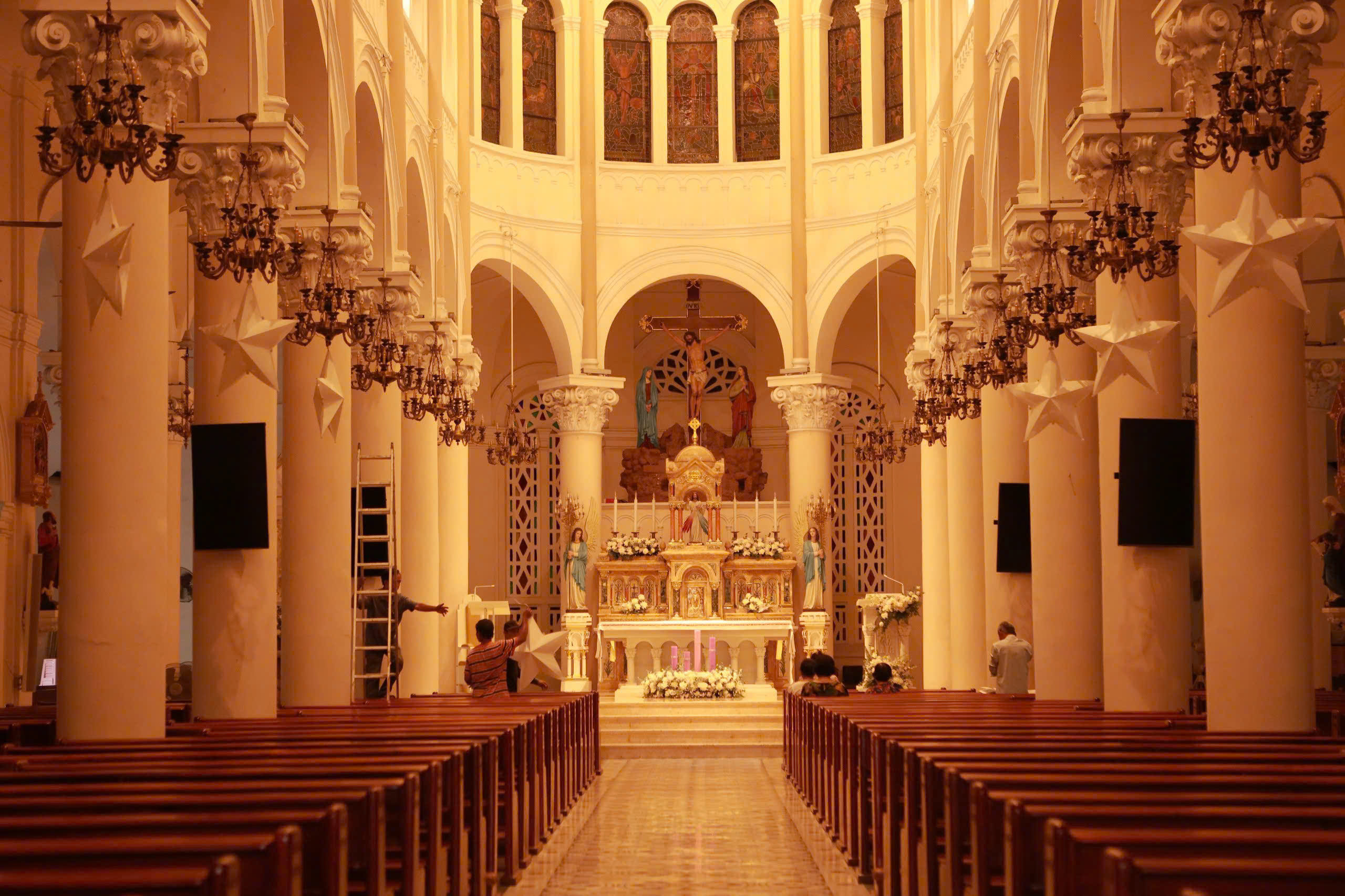 Bên trong 'nhà thờ hồng' 150 tuổi độc nhất ở TP.HCM có gì đặc biệt?- Ảnh 2. Bên trong 'nhà thờ hồng' 150 tuổi độc nhất ở TP.HCM có gì đặc biệt?- Ảnh 2.