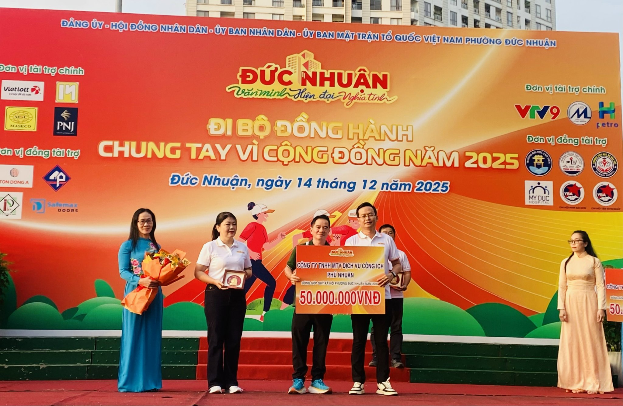 Phường Đức Nhuận tổ chức đi bộ, gây quỹ chăm lo cho người khó khăn 3 TPHCM: Phường Đức Nhuận tổ chức đi bộ, gây quỹ chăm lo cho người khó khăn - Ảnh 3.