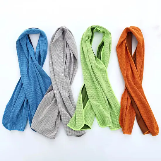 5 món đồ giá cực hời cho chị em mê thể thao, món cuối nhất định không được bỏ qua, giá chỉ từ 10.000 đồng 5 Khăn thể thao có mức giá cực kỳ dễ chịu, chỉ từ 10.000 đến 50.000 đồng, tùy theo kích cỡ, chất liệu.