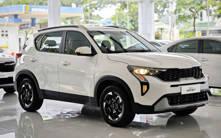 Cách giảm giá mới của các hãng xe ở Việt Nam: Cắt trang bị thành bản giá rẻ 6 giá rẻ - Ảnh 6.