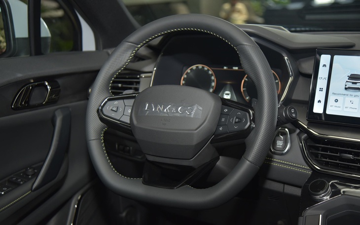 Cách giảm giá mới của các hãng xe ở Việt Nam: Cắt trang bị thành bản giá rẻ 12 giá rẻ - Ảnh 12.