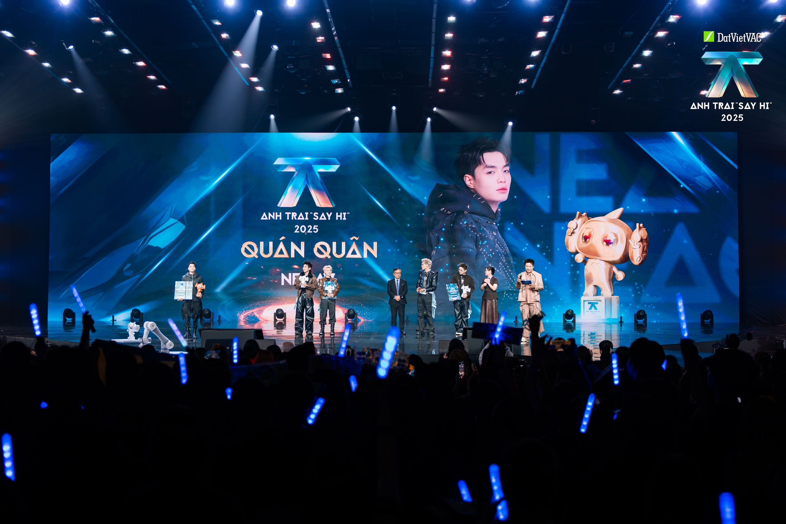 Negav gây tranh cãi khi đoạt quán quân ‘Anh trai say hi 2025’ - Ảnh 2. Negav gây tranh cãi khi đoạt quán quân ‘Anh trai say hi 2025’ - Ảnh 2.