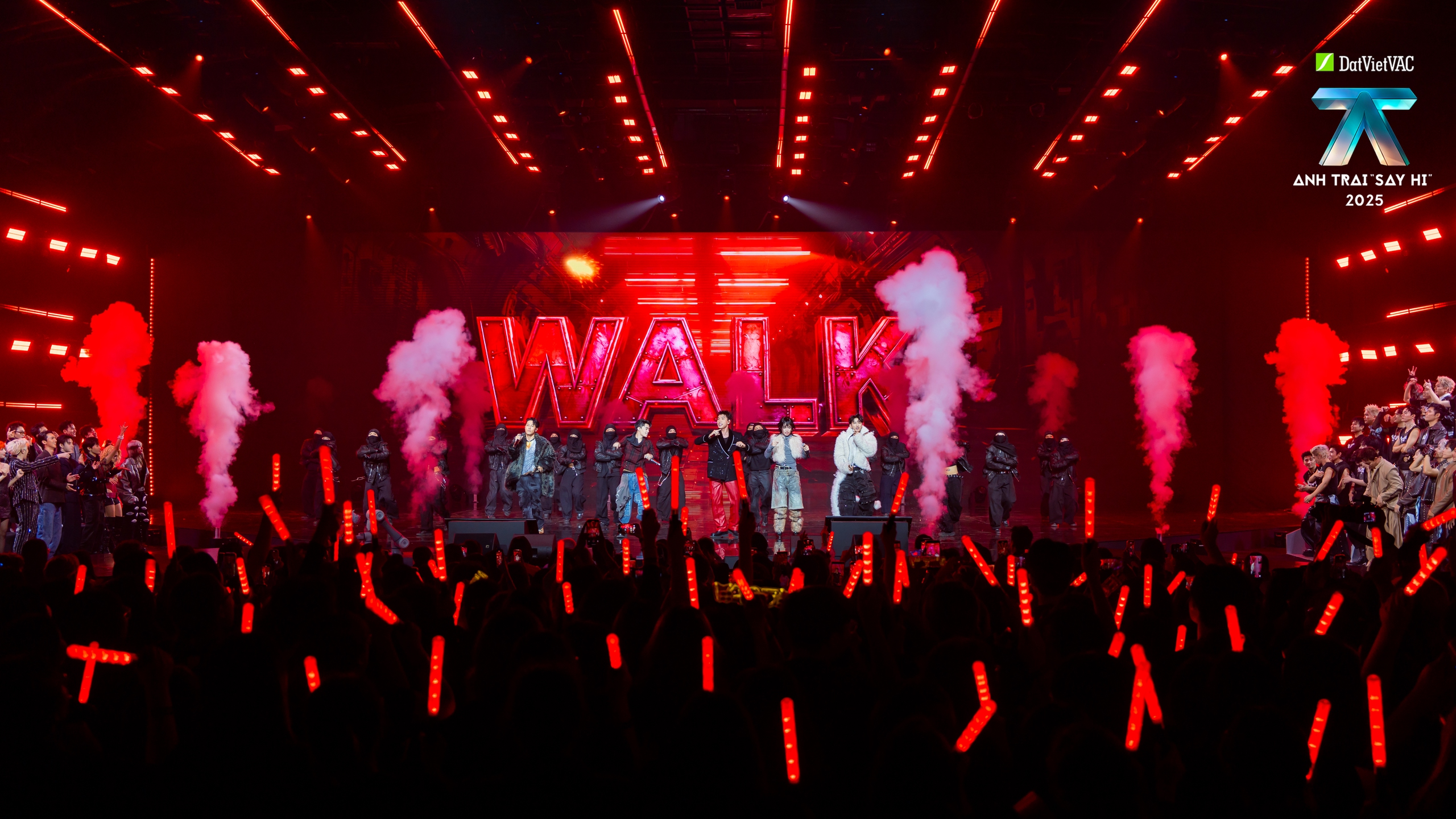 Negav gây tranh cãi khi giành quán quân 'Anh trai say hi 2025' 2 Negav gây tranh cãi khi đoạt quán quân ‘Anh trai say hi 2025’ - Ảnh 4.