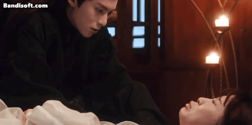 Nghe tên mỹ nhân này ai cũng né vội 1000km: Diễn thì dở phim thì flop, chỉ giỏi cầm tiền làm phiền thiên hạ 5 1765687926 538 Nghe ten my nhan nay ai cung ne voi 1000km