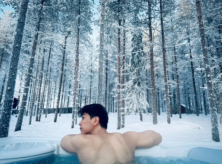 Chủ tịch Trần Hùng Huy săn cực quang, ngâm mình giữa trời -23 độ C 9 Chủ tịch Trần Hùng Huy săn cực quang, ngâm mình giữa trời -23 độ C - 8