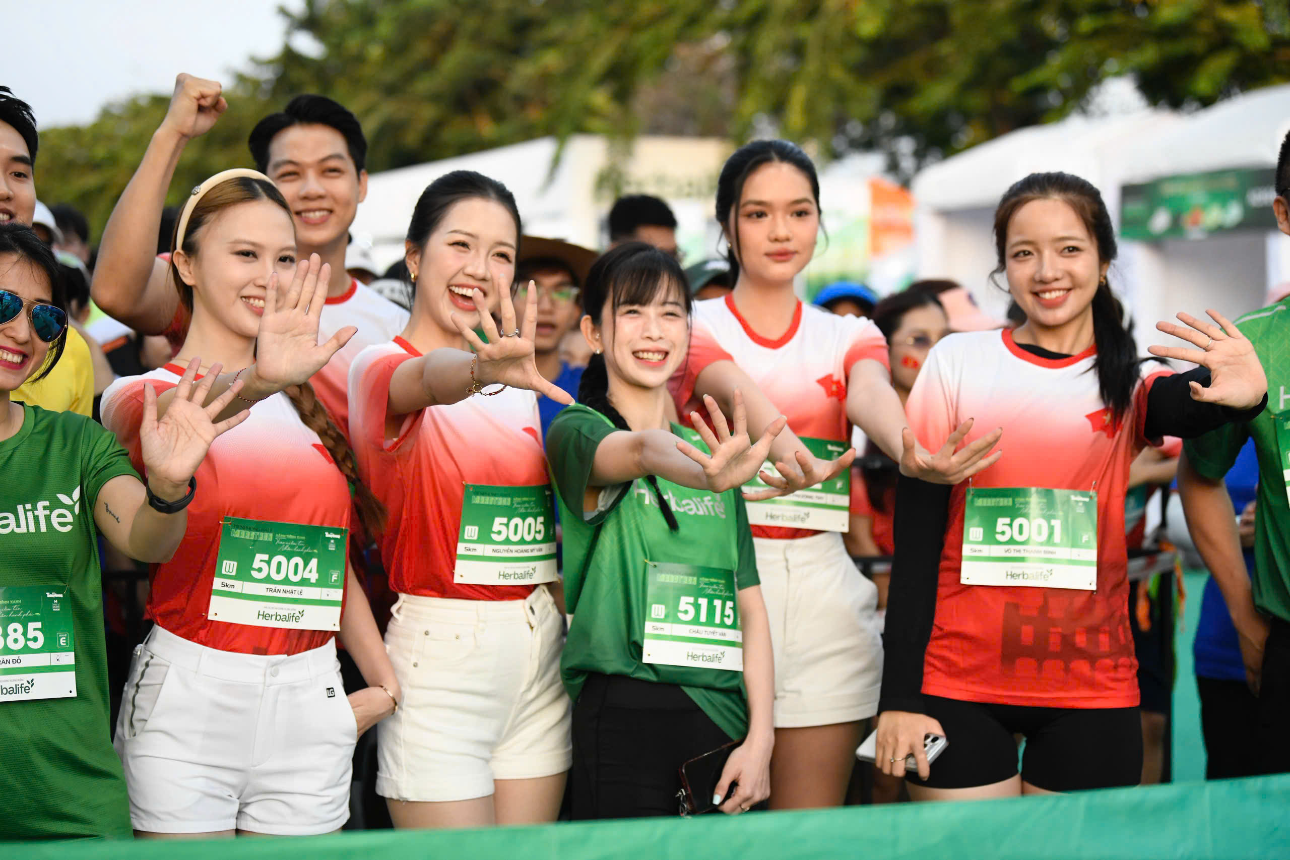 Dàn sao runner chiến thắng tại Tiền Phong Half Marathon 2025 3 Dàn sao runner chiến thắng tại Tiền Phong Half Marathon 2025 - Ảnh 7.