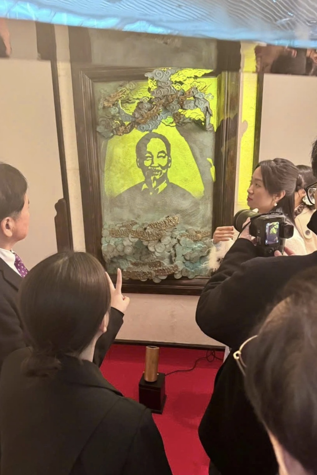 Khi ánh sáng trở thành ngôn ngữ kể chuyện về Bác Hồ - 3