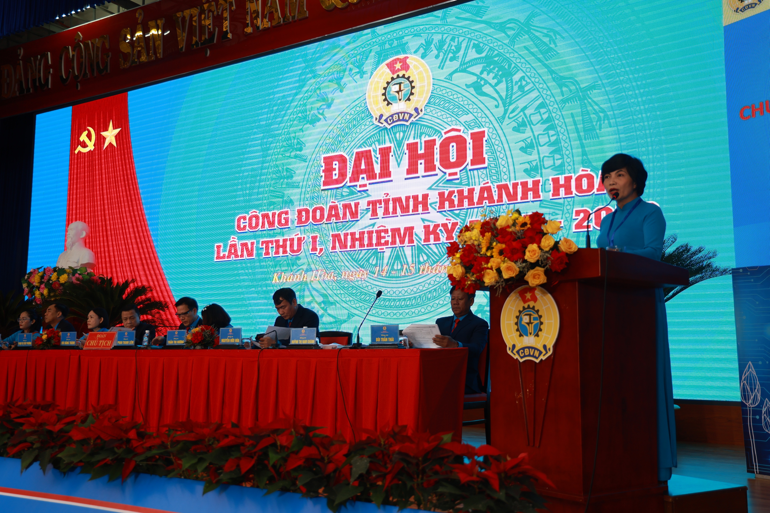 Chăm lo thiết thực người lao động, đổi mới trong nhiệm kỳ 2025-2030 7 Công đoàn Khánh Hòa: Chăm lo thiết thực người lao động, quyết tâm đổi mới trong nhiệm kỳ 2025-2030 - Ảnh 7.