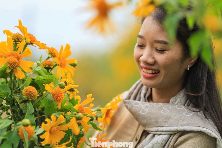 Tới Cao Bằng mùa này, du khách thốt lên: 'Đứng góc nào cũng có ảnh đẹp' - 4