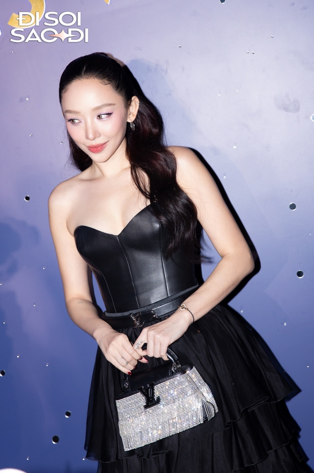 Ngồi giữa dàn Em Xinh, Tóc Tiên gọi mình là phản diện- Ảnh 2.