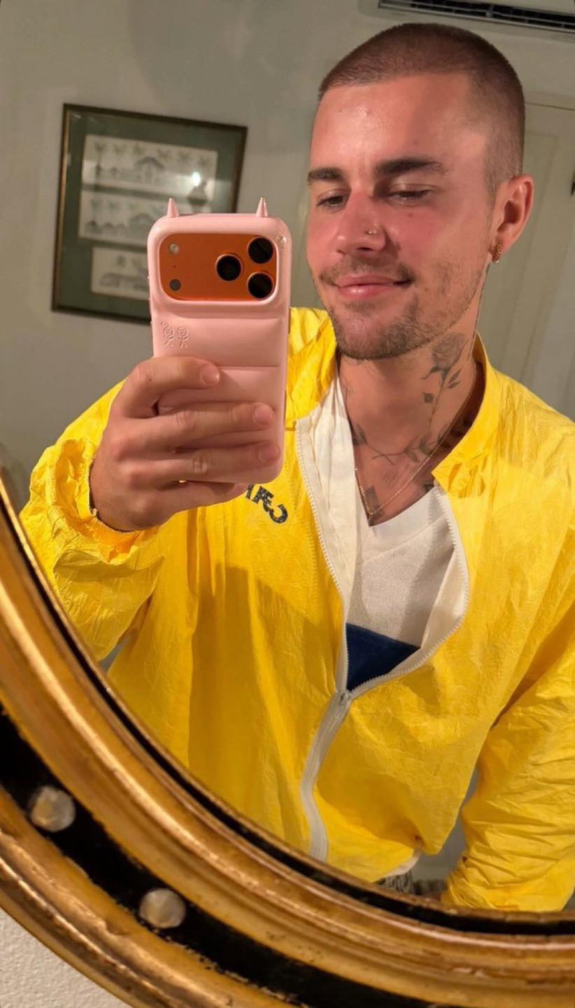 Justin Bieber được cư dân mạng phong chức 