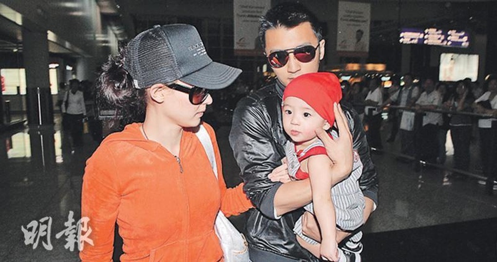 Con trai Bá Chi - Đình Phong gây sốt: Đẹp như tài tử, đỗ đại học danh giá - 2