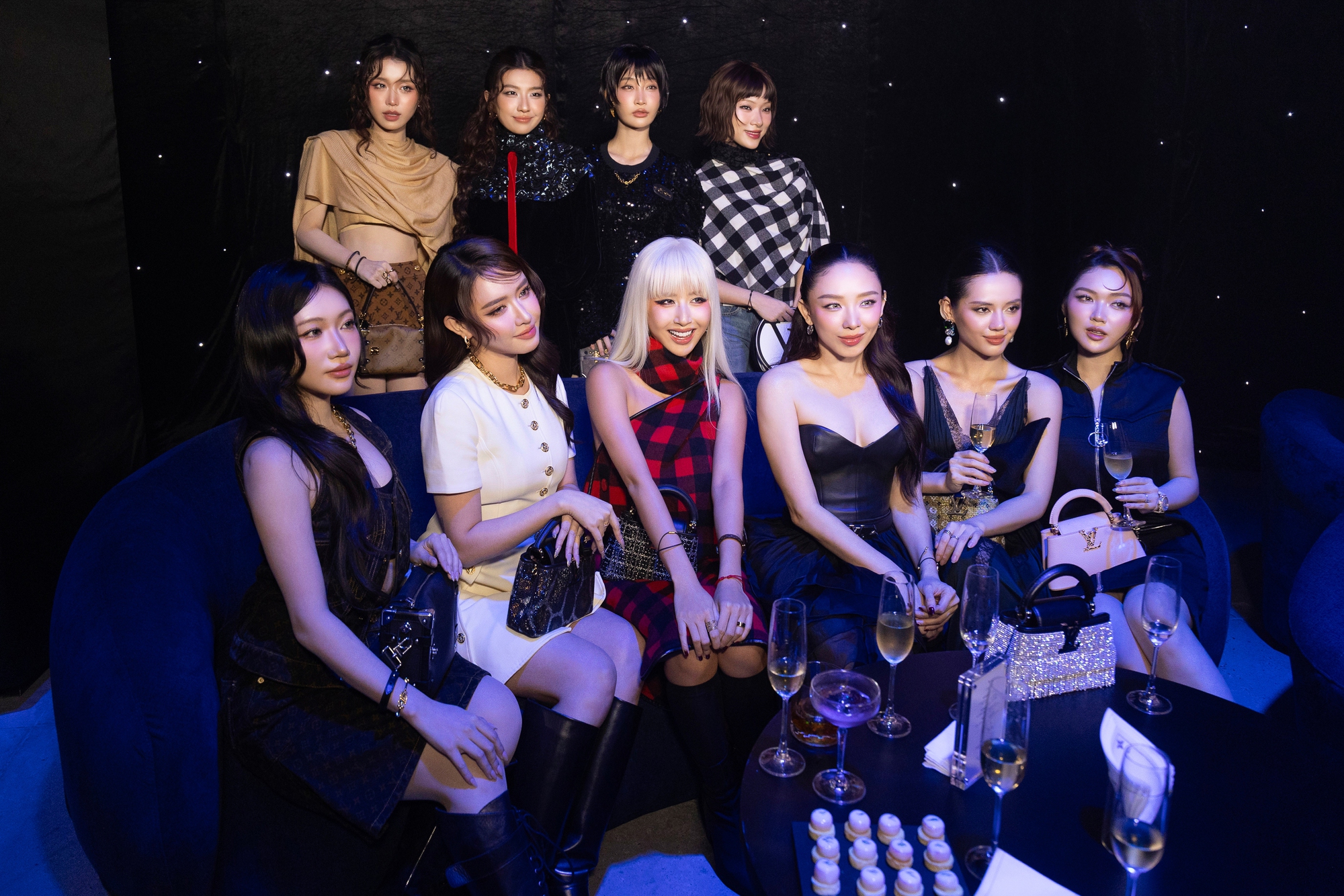 Loạt ảnh chưa được công bố bên trong siêu sự kiện Louis Vuitton: HIEUTHUHAI hát quá tình và tương tác hiếm có của dàn sao xịn- Ảnh 11.