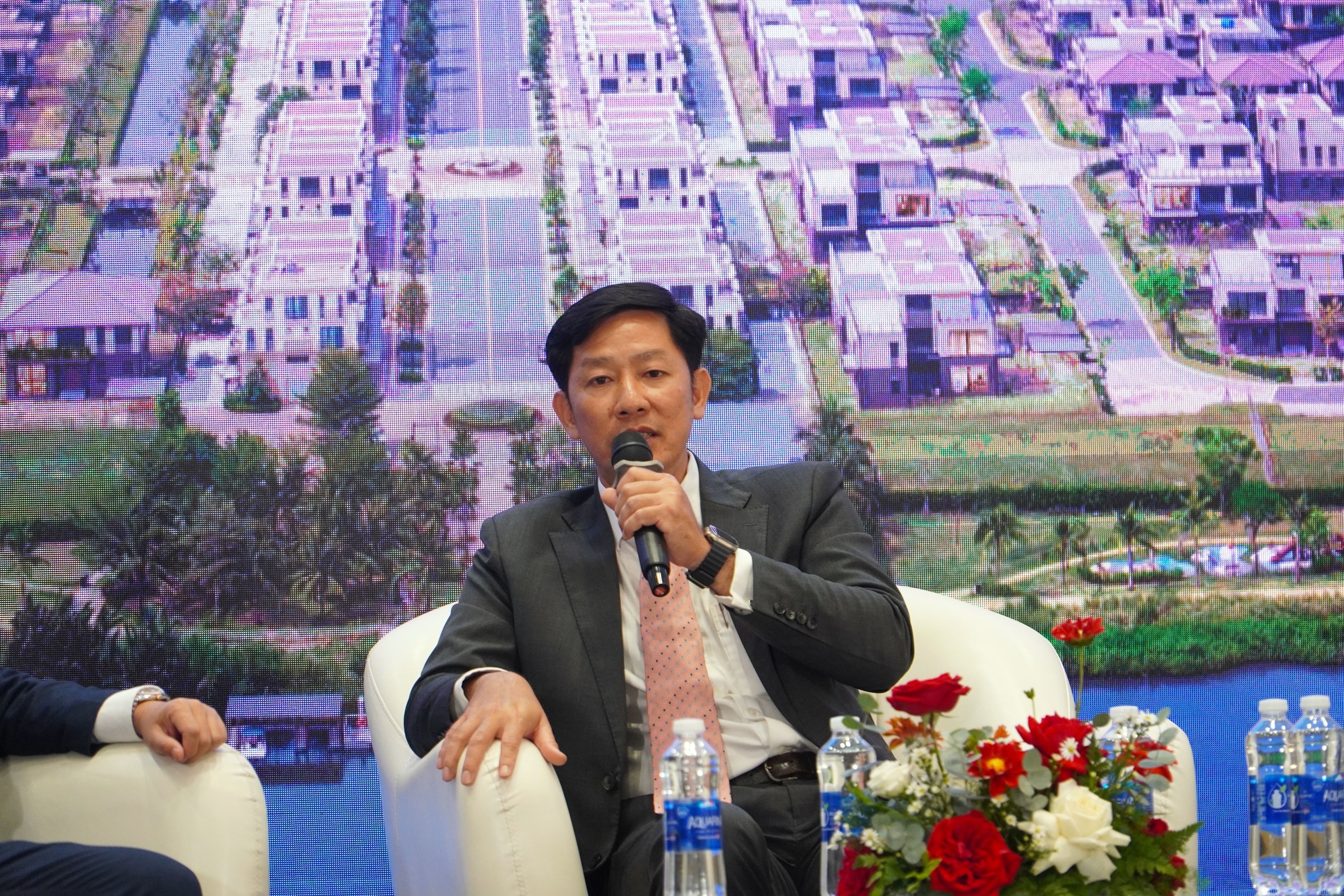 Tạo cơ hội để kiều bào an cư tại quê nhà  - Ảnh 2.