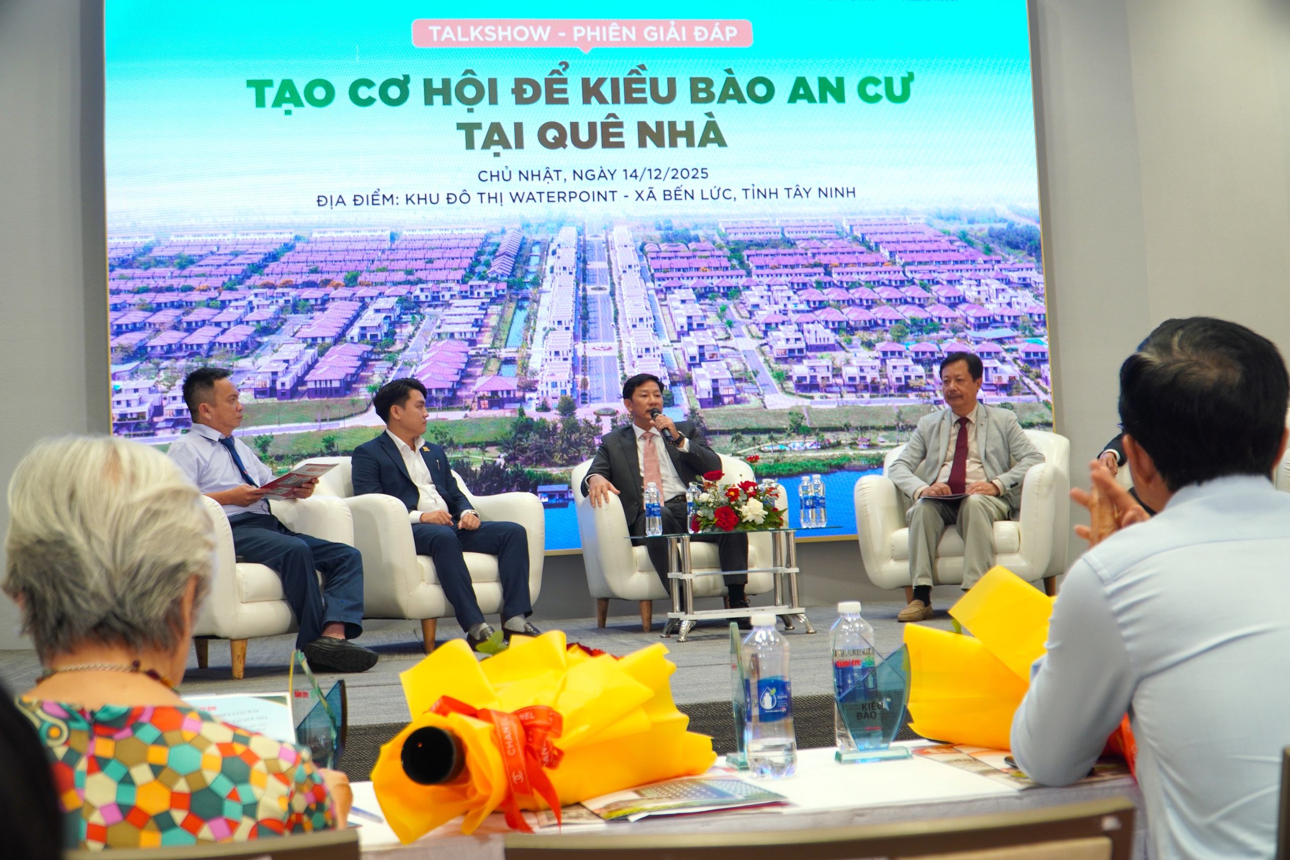 Tạo cơ hội để kiều bào an cư tại quê nhà  - Ảnh 4.