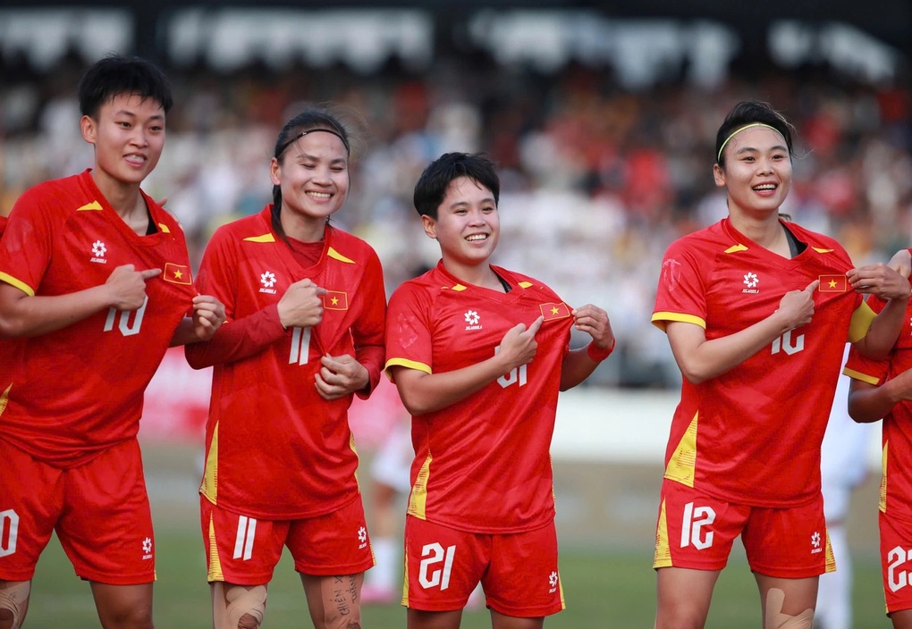 Tuyển nữ Việt Nam đại thắng Indonesia 5-0, vào chung kết SEA Games 33 - 3