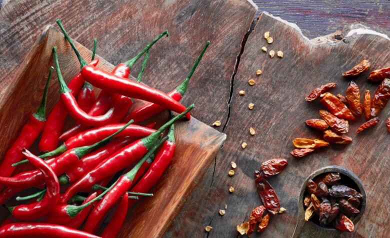 Tốc độ đốt calo vào mùa đông cao hơn mùa hè: 5 bí quyết giảm cân nhanh chóng ngay cả nằm không cũng hao mỡ 3 Thêm các gia vị có tính ấm vào món ăn không chỉ giúp cơ thể ấm hơn mà còn hỗ trợ tiêu hao năng lượng hiệu quả trong mùa đông.