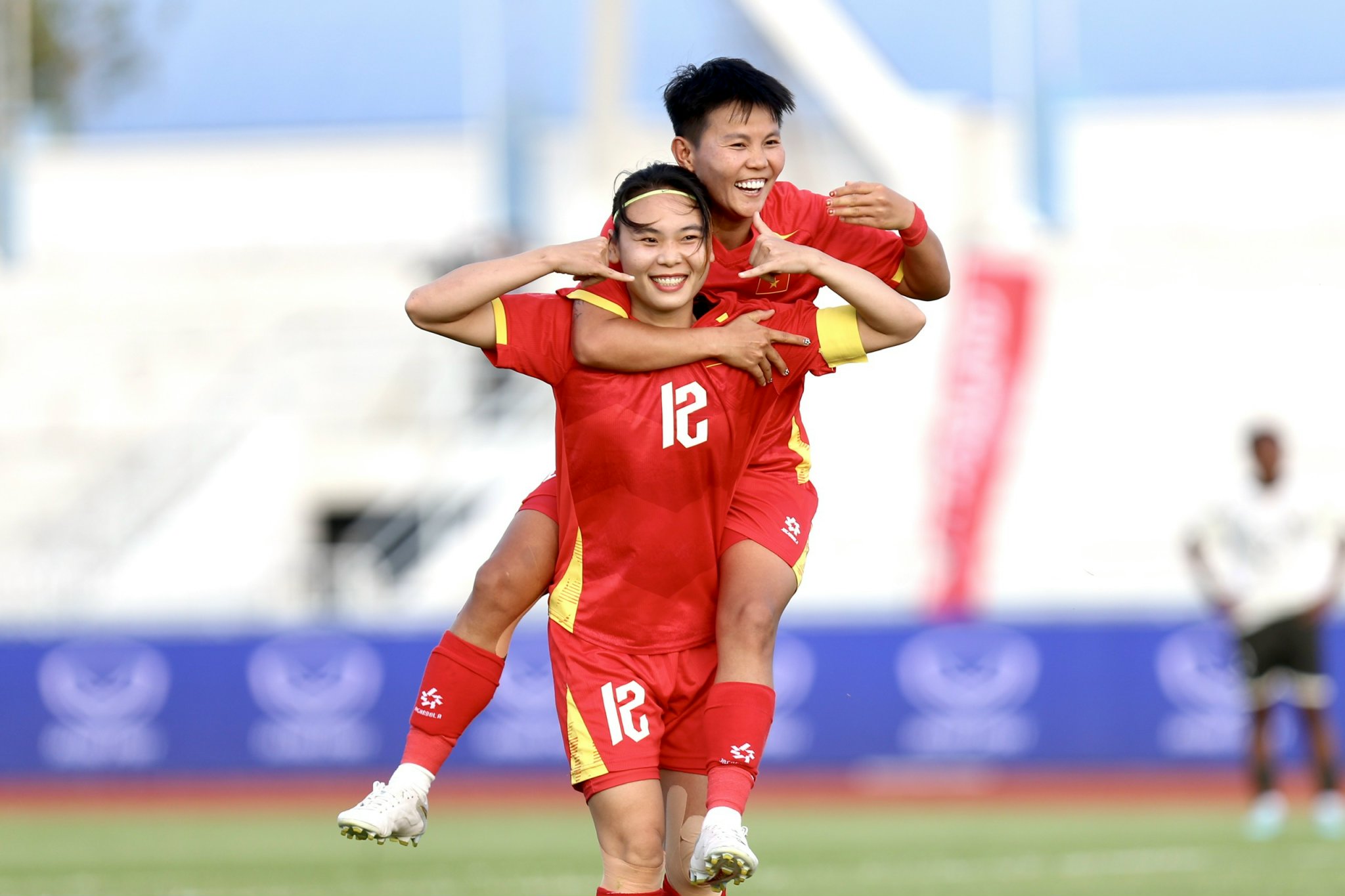 HLV Mai Đức Chung: ‘Lần thứ 11 vào chung kết SEA Games, đội tuyển nữ Việt Nam quyết thắng’- Ảnh 6. HLV Mai Đức Chung: ‘Lần thứ 11 vào chung kết SEA Games, đội tuyển nữ Việt Nam quyết thắng’- Ảnh 6.