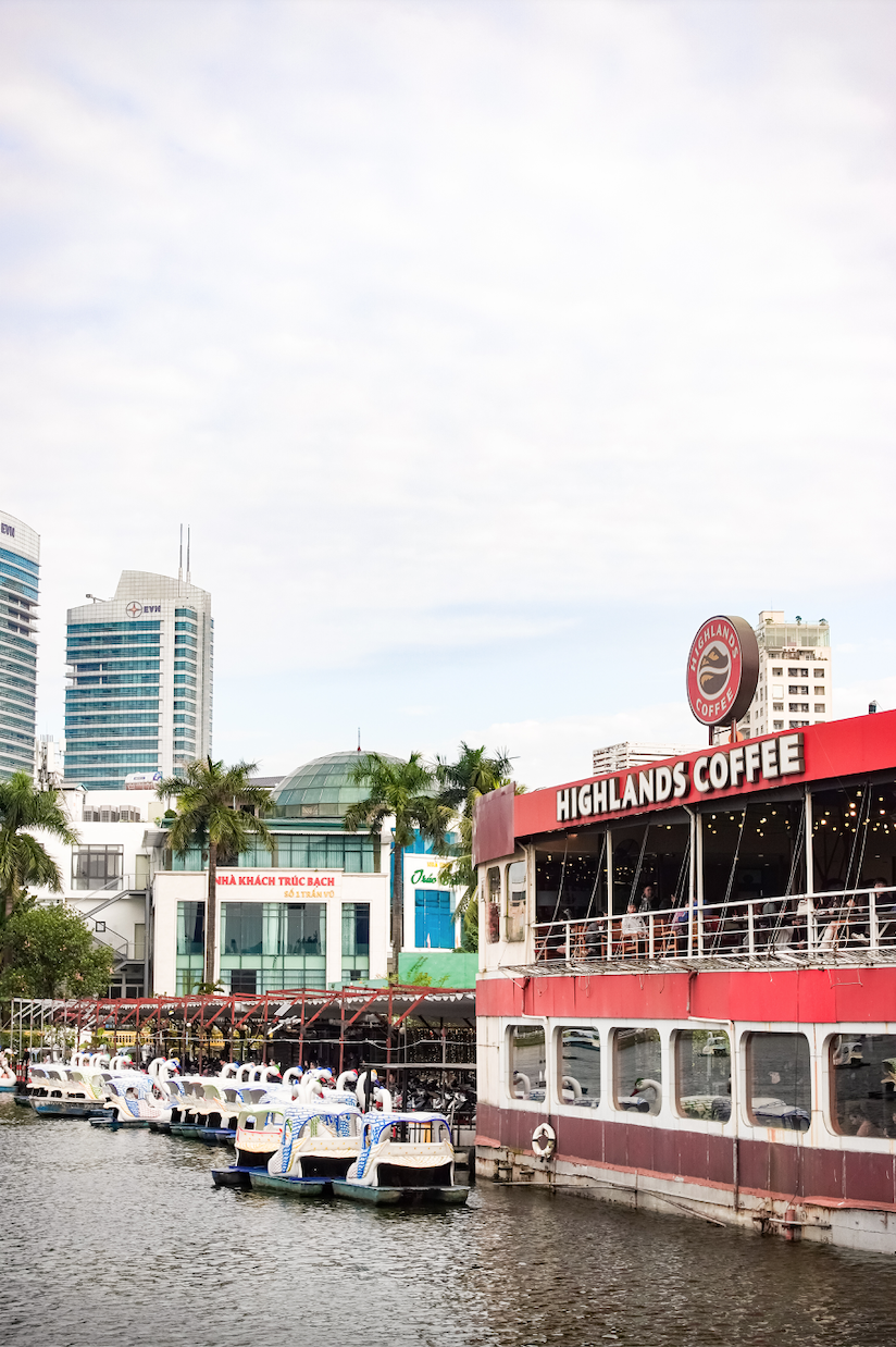 Cả Hà Nội rủ nhau ra đường trong ngày chất lượng không khí lọt top tốt nhất thế giới- Ảnh 9.