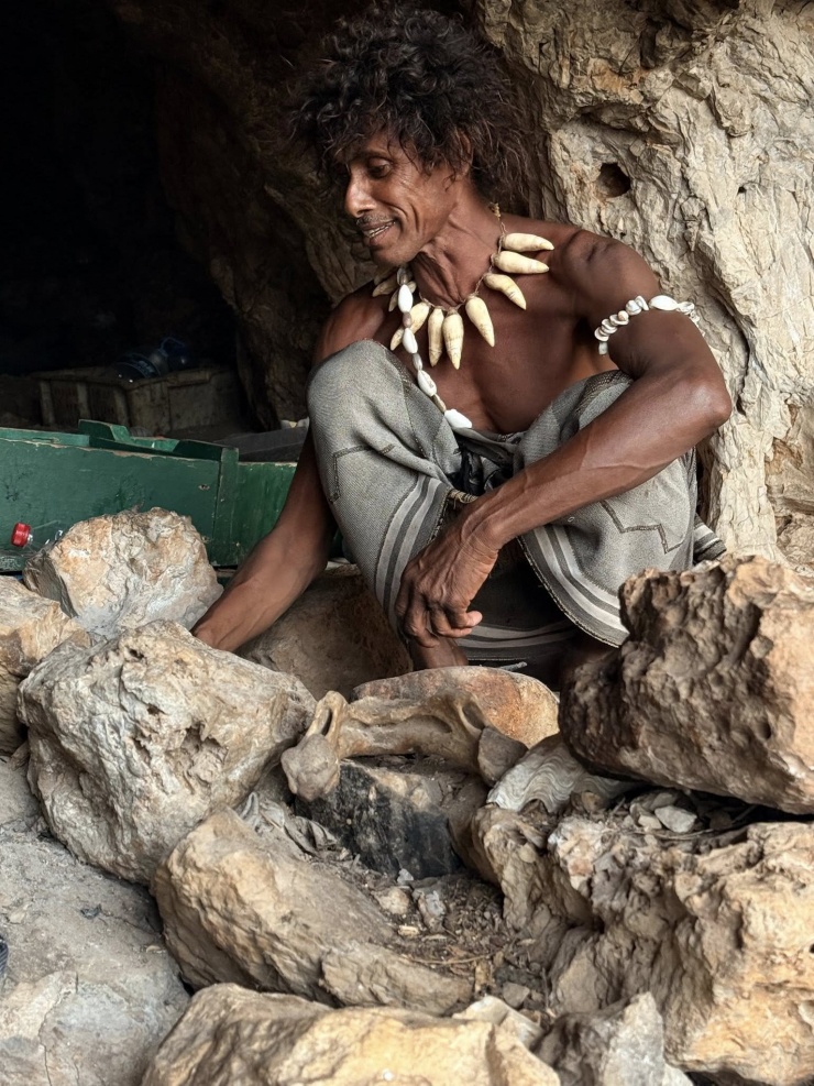 Khách Việt đi 140 quốc gia, chi hơn 100 triệu tới đảo kỳ lạ nhất thế giới 11 "Người dân sống đơn giản nhưng hạnh phúc. Tôi cảm nhận được điều đó", chị Thúy Anh chia sẻ