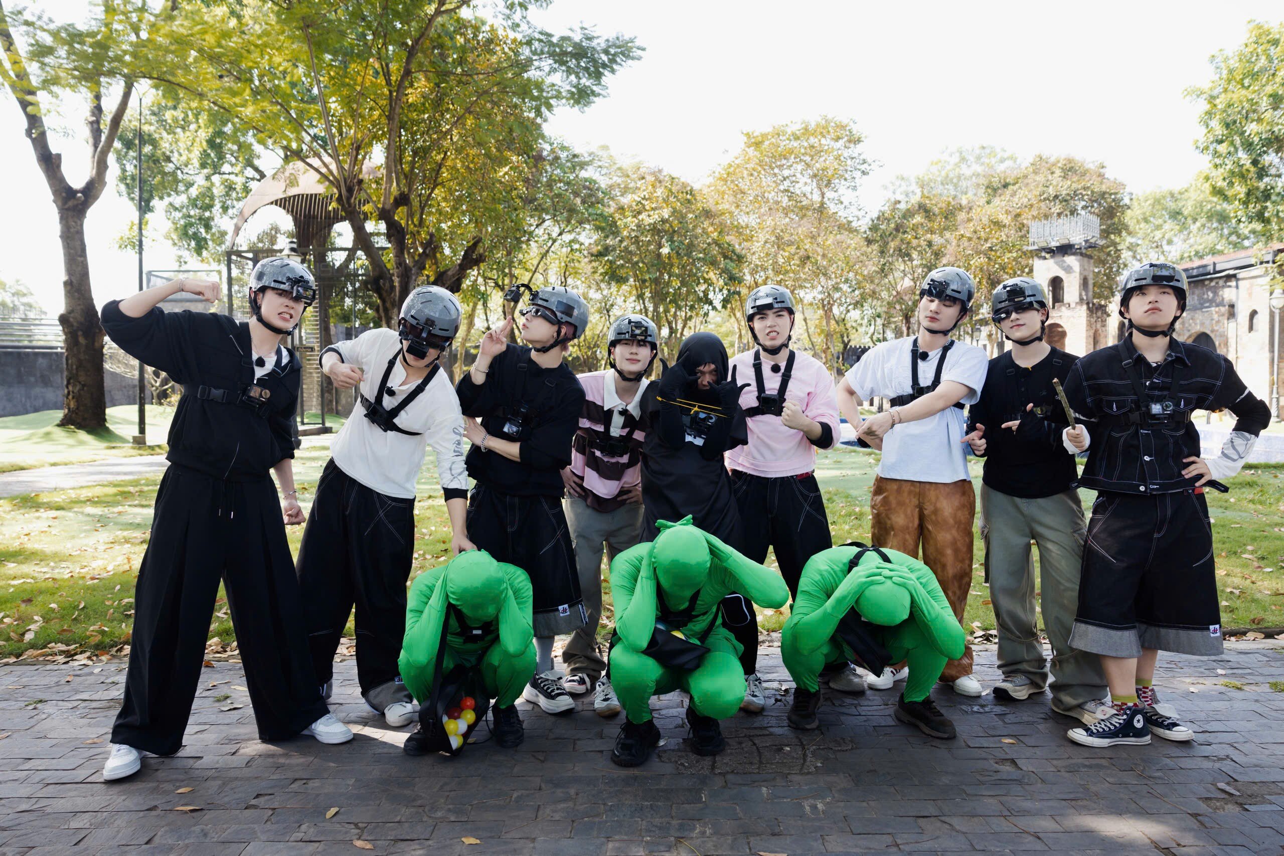 "Tân binh toàn năng" tập 11: Chặng đường tìm ra nhóm nhạc dần khép lại, TEMPEST chính thức có mặt tại Việt Nam 4 Các thực tập sinh bị loại đã để lại khoảng trống lớn khiến thầy trò Soobin căng thẳng.