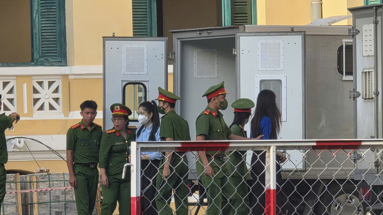 Ra tù trước thời hạn cần điều kiện gì và thời gian chấp hành bao lâu?- Ảnh 2.