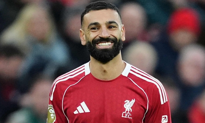 Nụ cười trở lại trên khuôn mặt Salah. Ảnh: PA