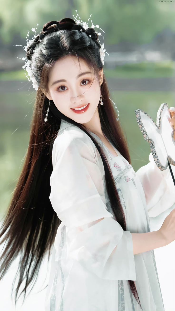 Chúc Tự Đan và những lùm xùm trong hậu trường Hoa ngữ: Từ ngôi sao đến kẻ thù - Ảnh 4.