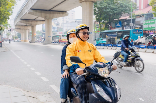 TADA đã chính thức mở rộng dịch vụ ra Hà Nội - một minh chứng cho sự phát triển hiệu quả nhờ vào những chiến lược mới lạ và ấn tượng.
TADA đã chính thức mở rộng dịch vụ ra Hà Nội - một minh chứng cho sự phát triển hiệu quả nhờ vào những chiến lược mới lạ và ấn tượng.