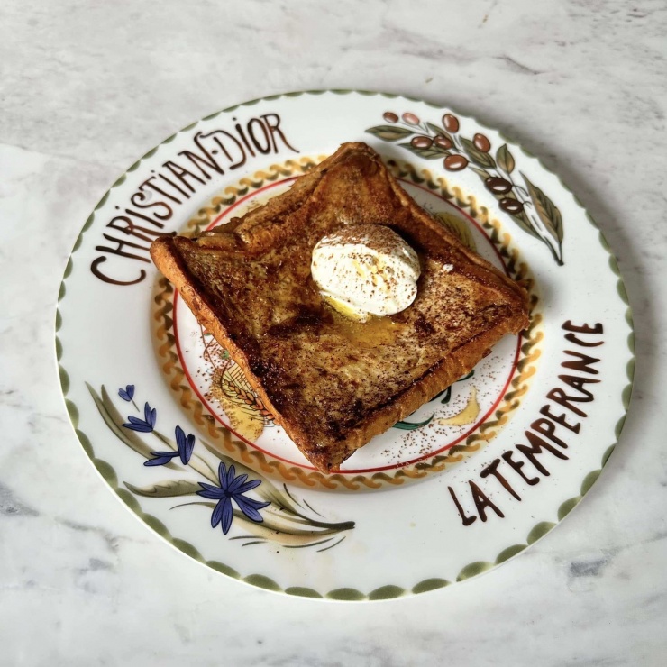 Bóc giá chiếc túi hàng hiệu của Linh Rin trong đám cưới con gái tỉ phú Johnathan Hạnh Nguyễn khiến dân mạng bất ngờ 12 Bóc giá chiếc túi hàng hiệu của Linh Rin trong đám cưới con gái tỉ phú Johnathan Hạnh Nguyễn khiến dân mạng bất ngờ - 11