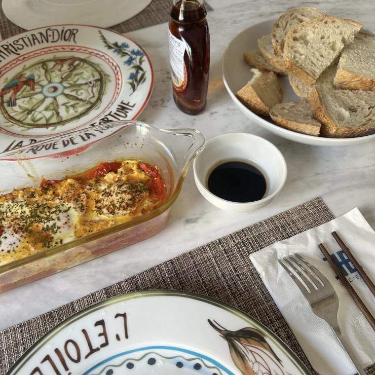 Bóc giá chiếc túi hàng hiệu của Linh Rin trong đám cưới con gái tỉ phú Johnathan Hạnh Nguyễn khiến dân mạng bất ngờ 13 Bóc giá chiếc túi hàng hiệu của Linh Rin trong đám cưới con gái tỉ phú Johnathan Hạnh Nguyễn khiến dân mạng bất ngờ - 12