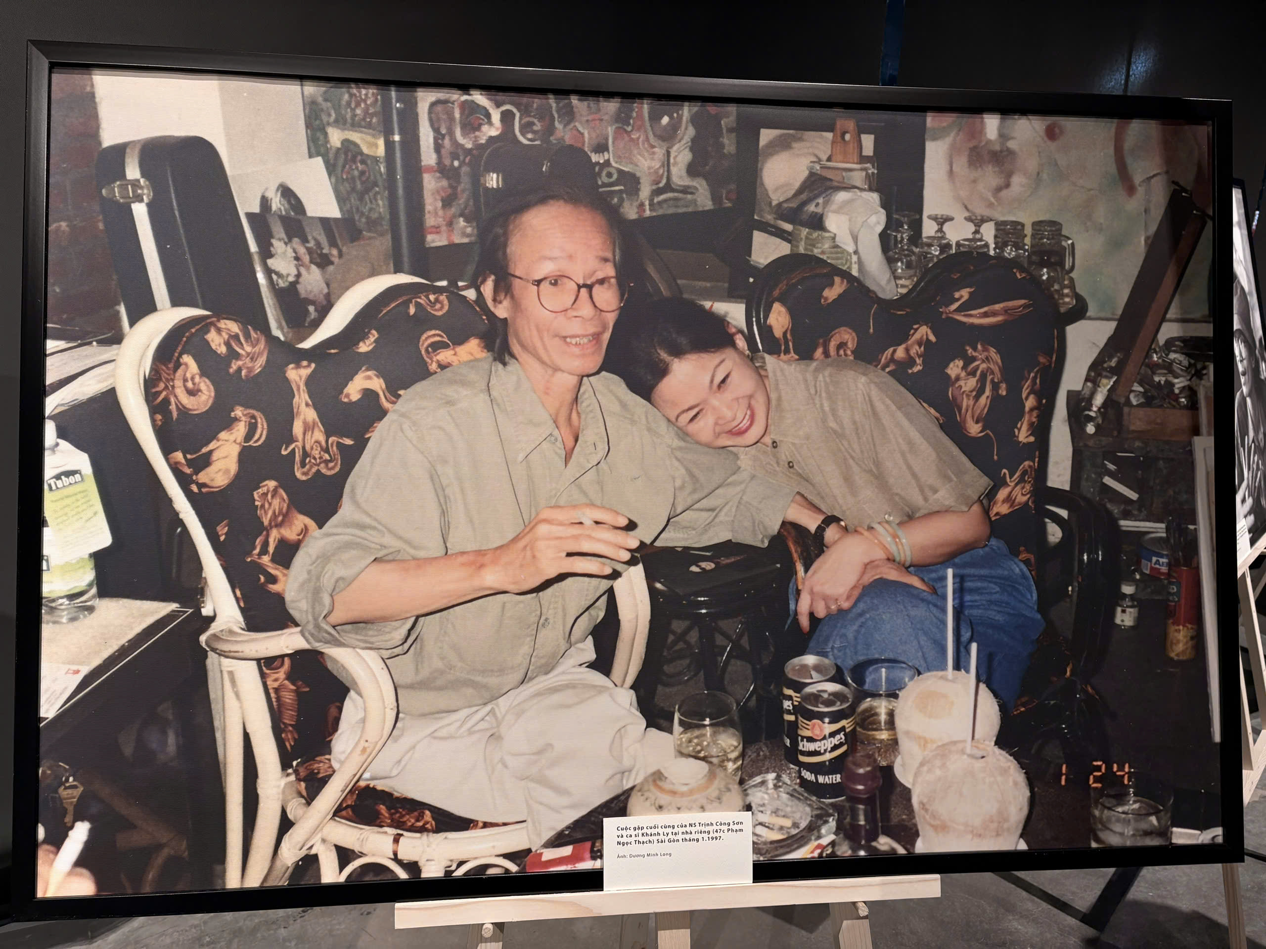 Lệ Quyên, Uyên Linh... hát trong đêm nhạc Trịnh Công Sơn, gây quỹ hơn 1 tỉ đồng- Ảnh 2.
Lệ Quyên, Uyên Linh... hát trong đêm nhạc Trịnh Công Sơn, gây quỹ hơn 1 tỉ đồng- Ảnh 2.