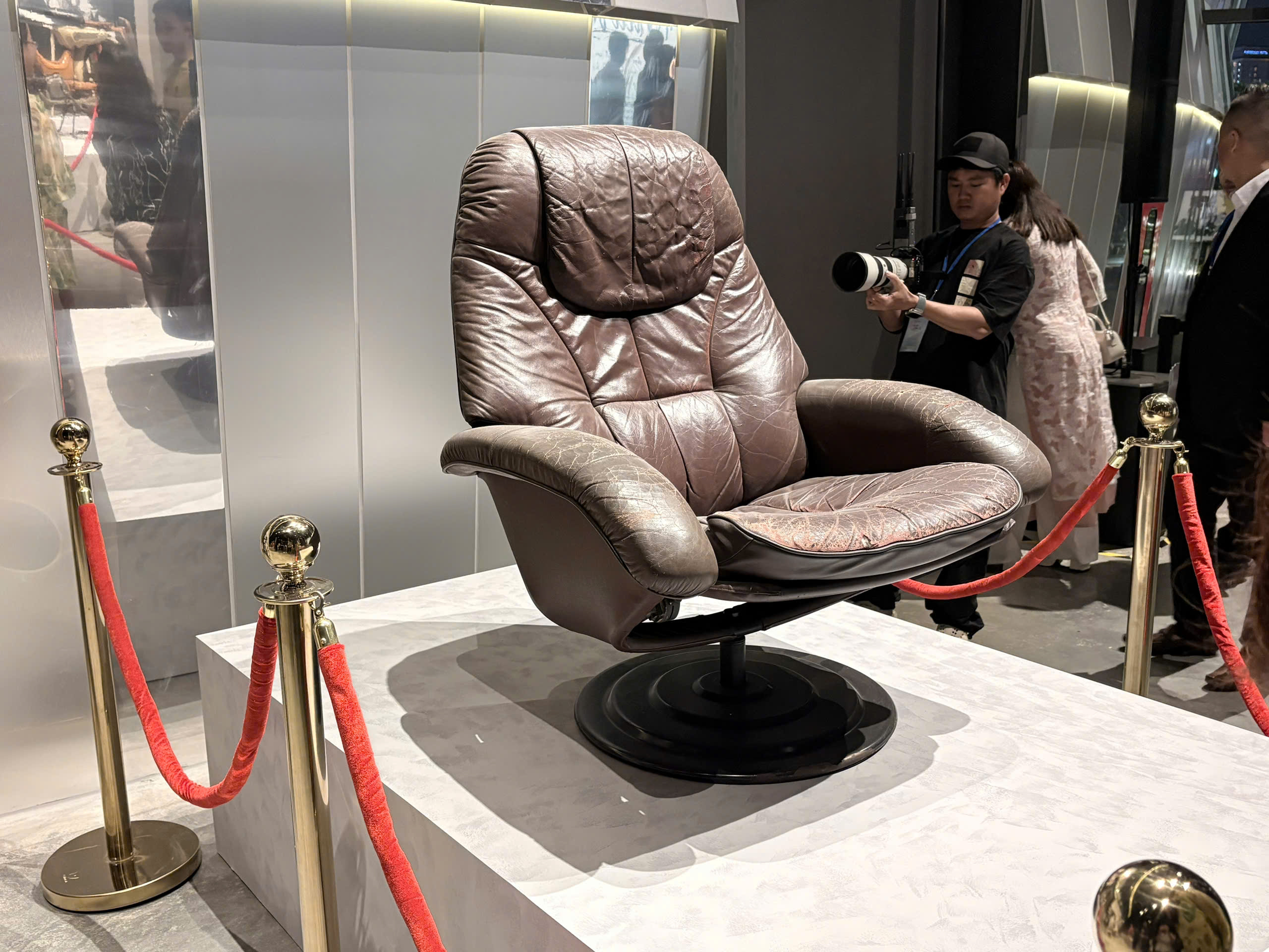 Lệ Quyên, Uyên Linh... hát trong đêm nhạc Trịnh Công Sơn, gây quỹ hơn 1 tỉ đồng- Ảnh 4.
Lệ Quyên, Uyên Linh... hát trong đêm nhạc Trịnh Công Sơn, gây quỹ hơn 1 tỉ đồng- Ảnh 4.