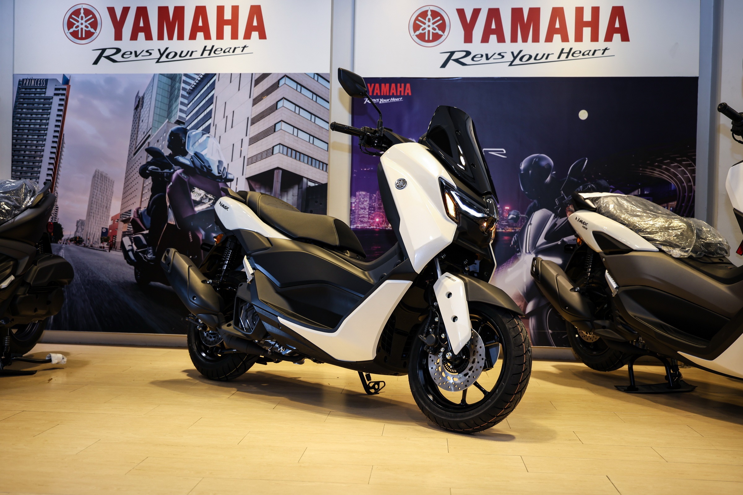 Yamaha NMAX 155 sắp trở lại Việt Nam: Bản mới nhất với loạt trang bị xịn, giá dễ ngang Honda SH 3 Yamaha NMAX 155 - Ảnh 3.