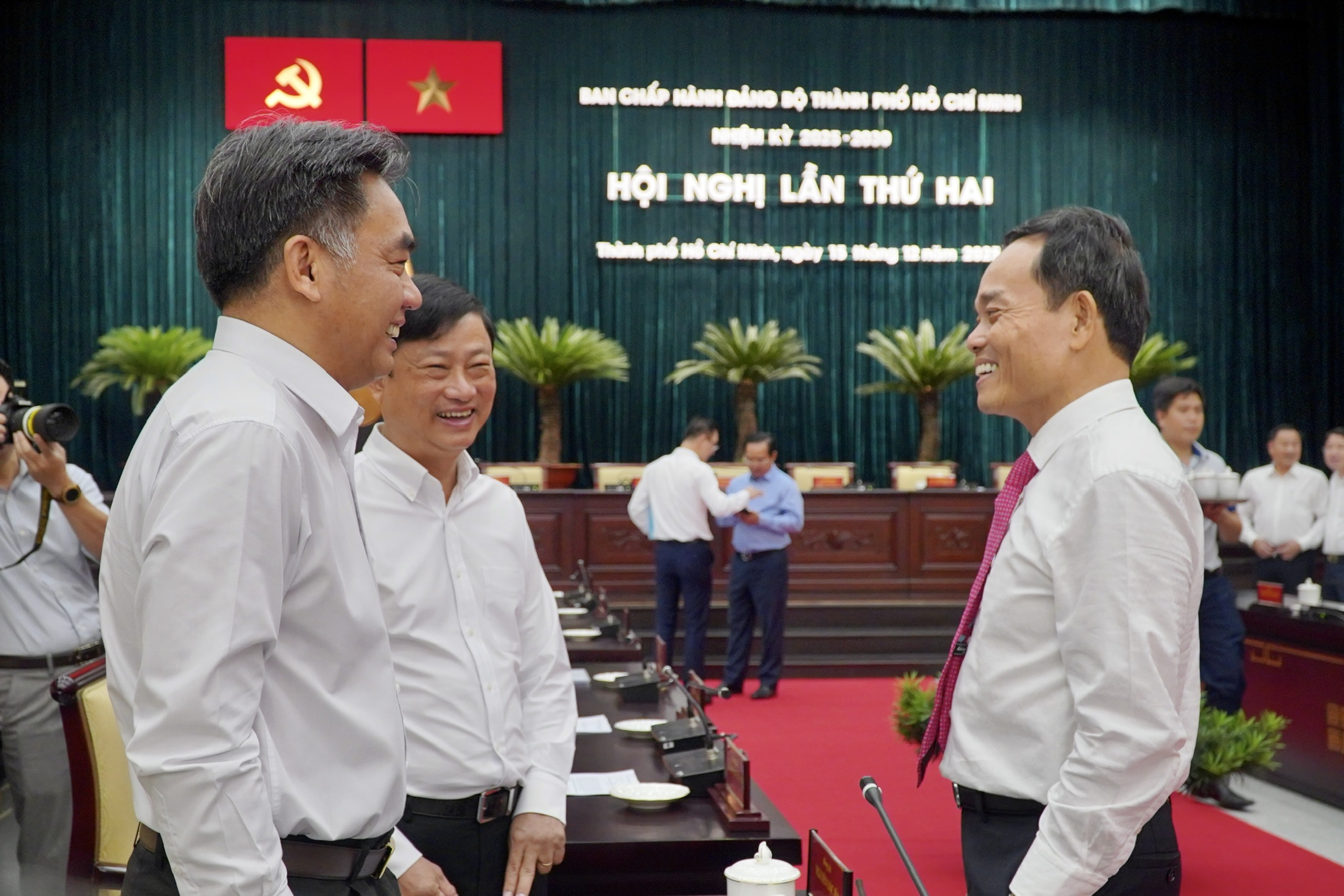 Thời điểm then chốt cho chặng đường 2025-2030 4 Hội nghị Ban Chấp hành Đảng bộ TPHCM: Thời điểm then chốt cho chặng đường 2025-2030 - Ảnh 4.