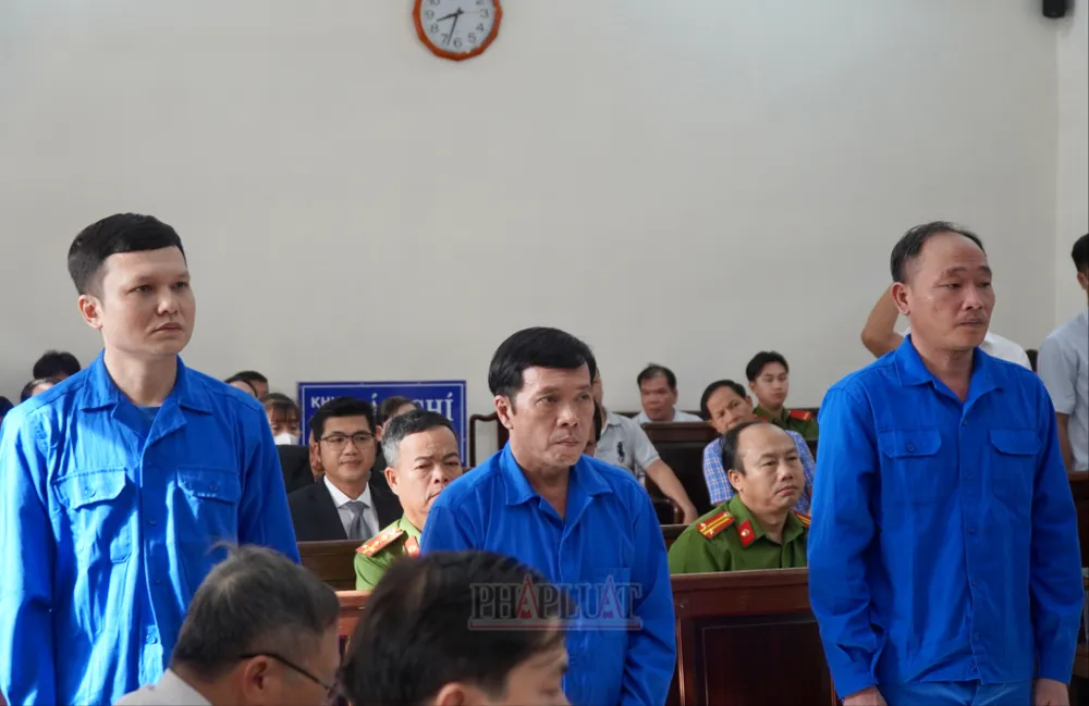 Trong vụ án này, hiện có 21 bị cáo được tại ngoại, còn 3 bị cáo vẫn đang tạm giam. Ảnh: VŨ HỘI sân bay Long Thành 2.jpg