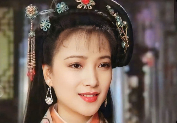Nhan sắc một thời của đệ nhất mỹ nhân cổ trang Trung Quốc 9 Nhan sắc một thời của 'đệ nhất mỹ nhân cổ trang' Trung Quốc - 8