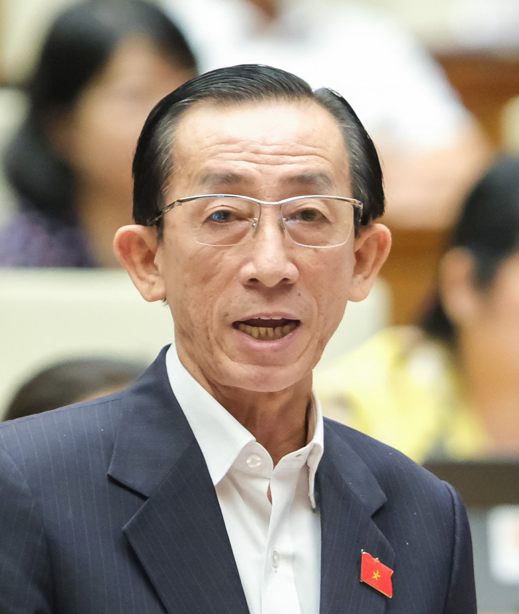 PGS.TS Trần Hoàng Ngân: Hà Nội, TP.HCM có thể thành hình mẫu cơ quan báo chí chủ lực đa phương tiện 1 báo chí chủ lực - Ảnh 2.