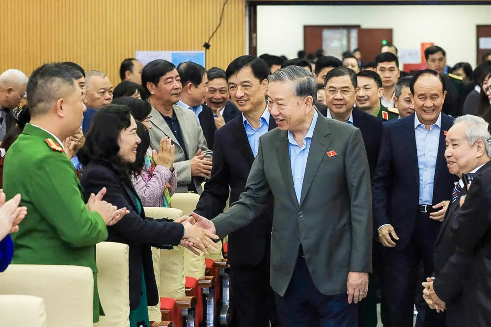 Tổng Bí thư Tô Lâm tại hội nghị tiếp xúc cử tri sáng ngày 15-12. Ảnh: HNY to-lam-1.jpg