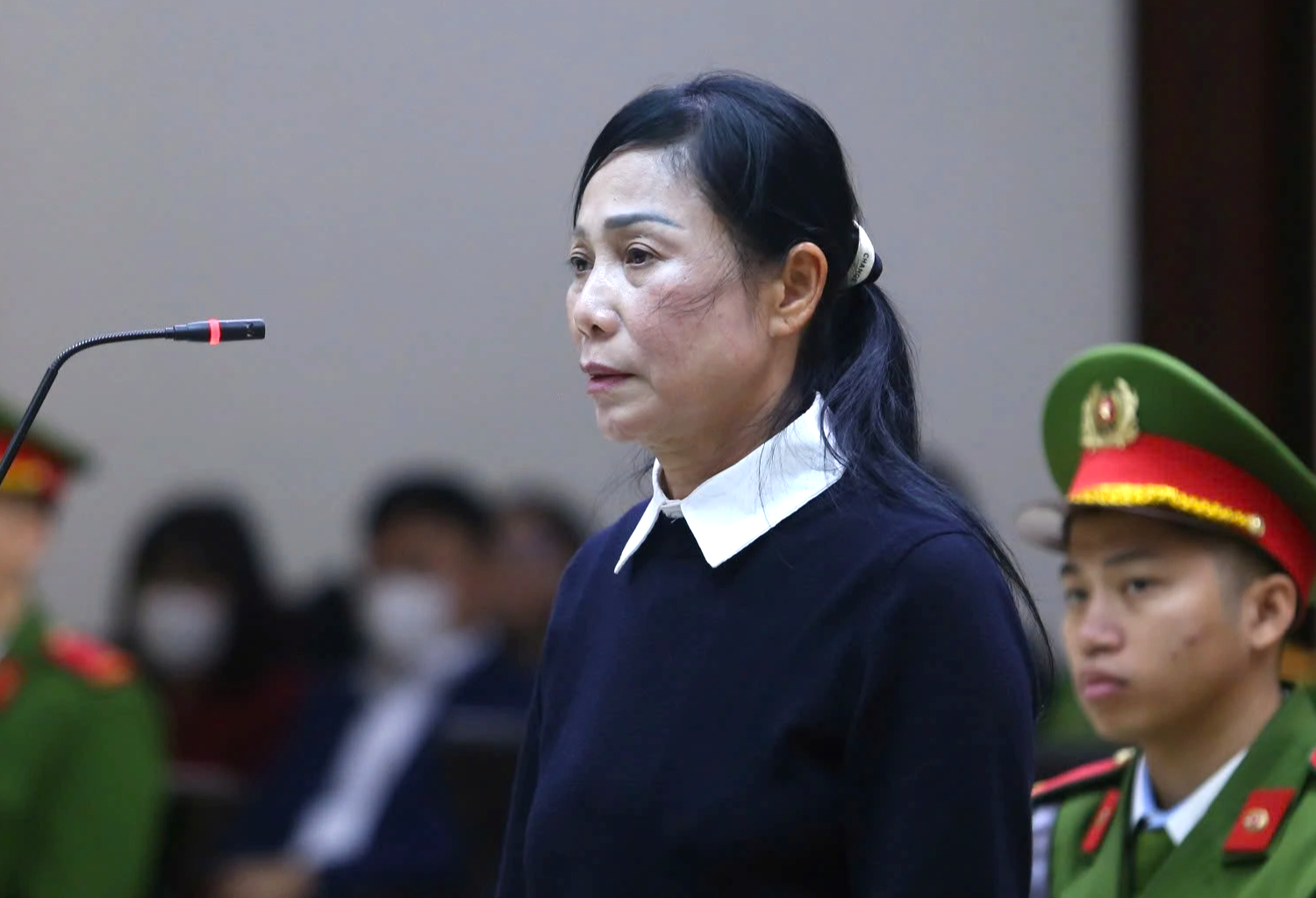 Xét xử vụ Tập đoàn Phúc Sơn: cựu Chủ tịch tỉnh Vĩnh Phúc cũ đột quỵ, xin vắng mặt- Ảnh 2. Xét xử vụ Tập đoàn Phúc Sơn: cựu Chủ tịch tỉnh Vĩnh Phúc cũ đột quỵ, xin vắng mặt- Ảnh 2.