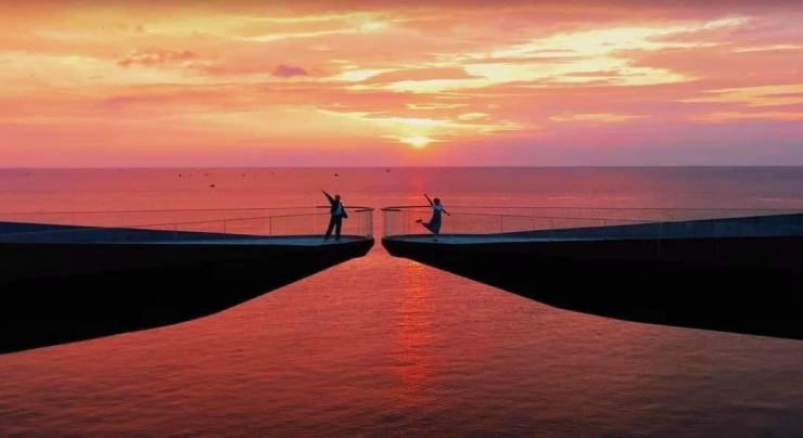 Kỳ lạ cây cầu ở Việt Nam để dành cho những nụ hôn, không phải để đi qua - 4