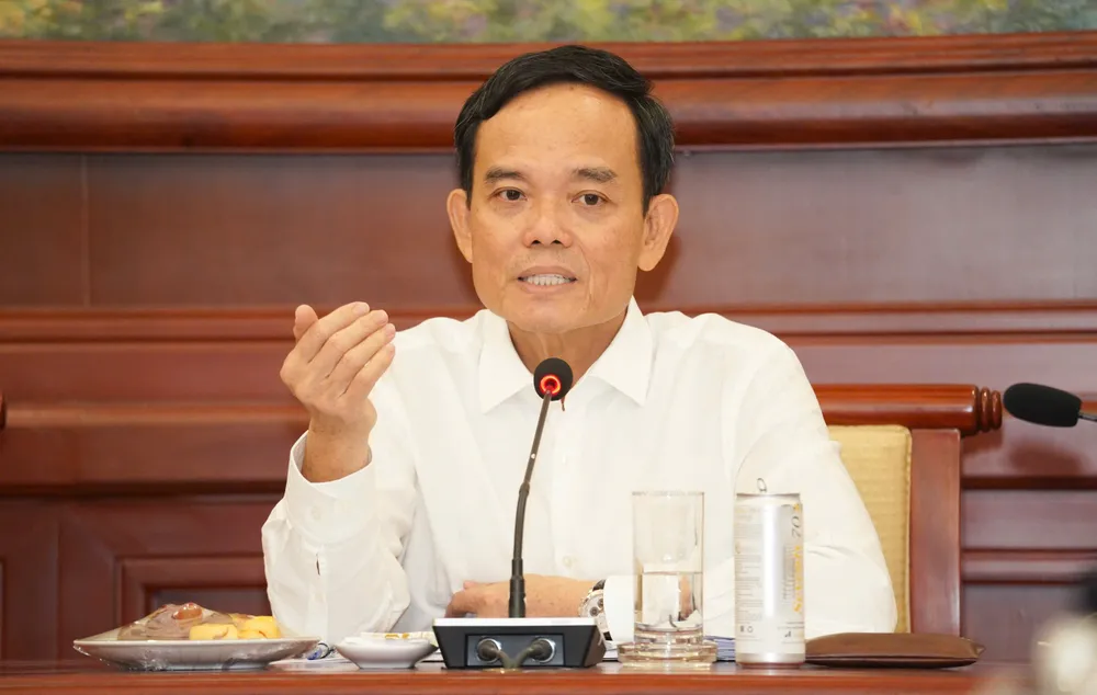 Bí thư Trần Lưu Quang: Sắp xếp, bố trí CBCC tại nơi thừa sang nơi thiếu không chỉ để lấy con số báo cáo cho có-can-bo-tphcm-hop-ban-chap-hanh (2).jpg