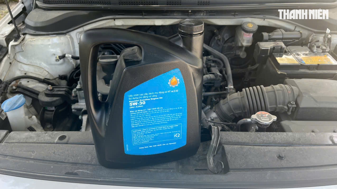 Khác biệt giữa dầu động cơ SAE 15W-40 và 5W-30, người dùng ô tô cần biết 3 Khác biệt giữa dầu động cơ SAE 15W-40 và 5W-30, người dùng ô tô cần biết - Ảnh 3.