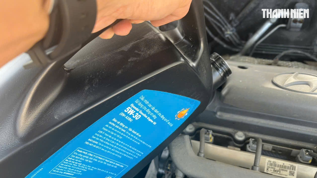 Khác biệt giữa dầu động cơ SAE 15W-40 và 5W-30, người dùng ô tô cần biết 4 Khác biệt giữa dầu động cơ SAE 15W-40 và 5W-30, người dùng ô tô cần biết - Ảnh 4.