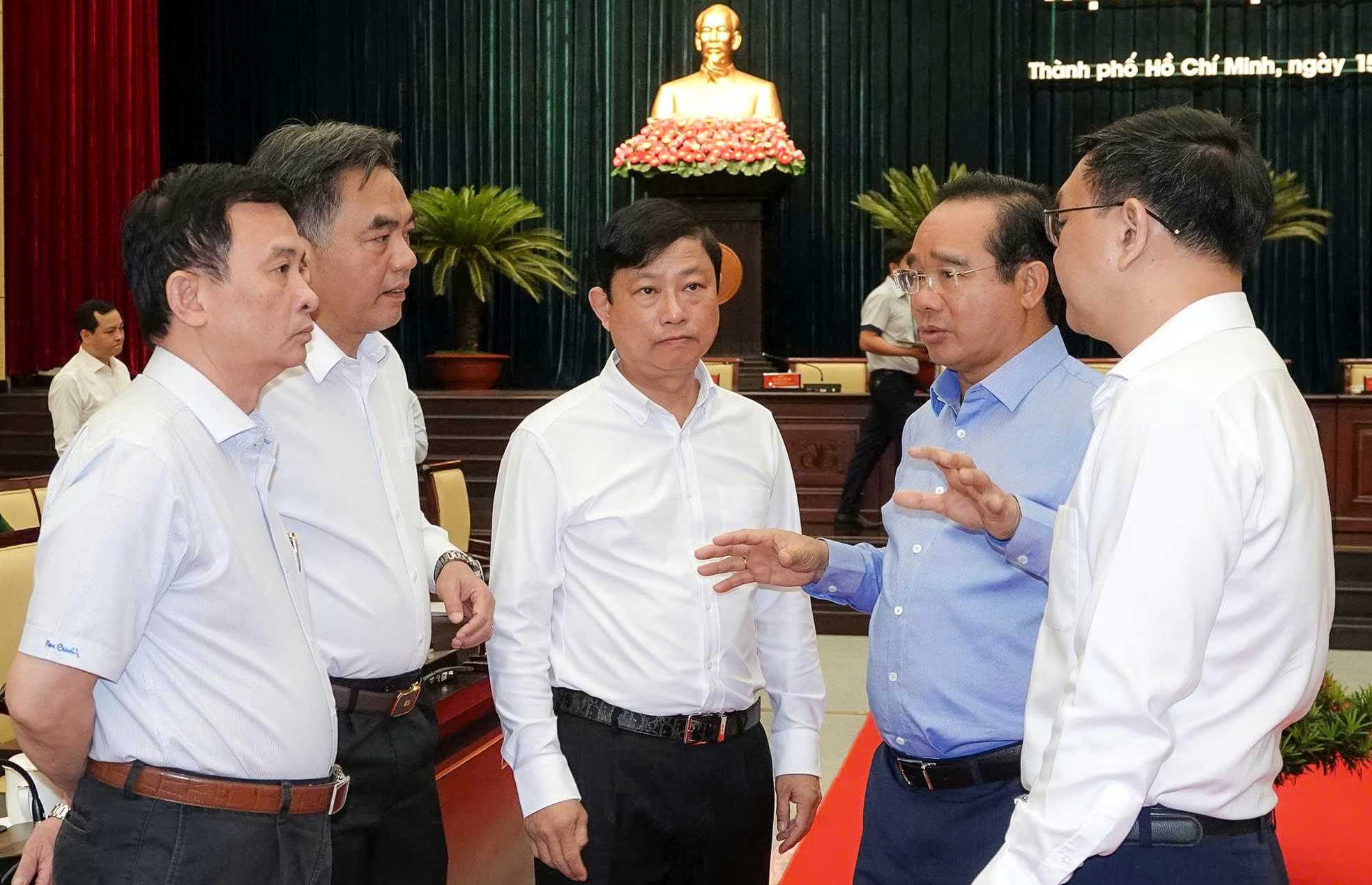 Bí thư TP.HCM Trần Lưu Quang: Các 'đội đặc nhiệm' cùng xã, phường tháo gỡ vướng mắc 2 TP.HCM - Ảnh 4.