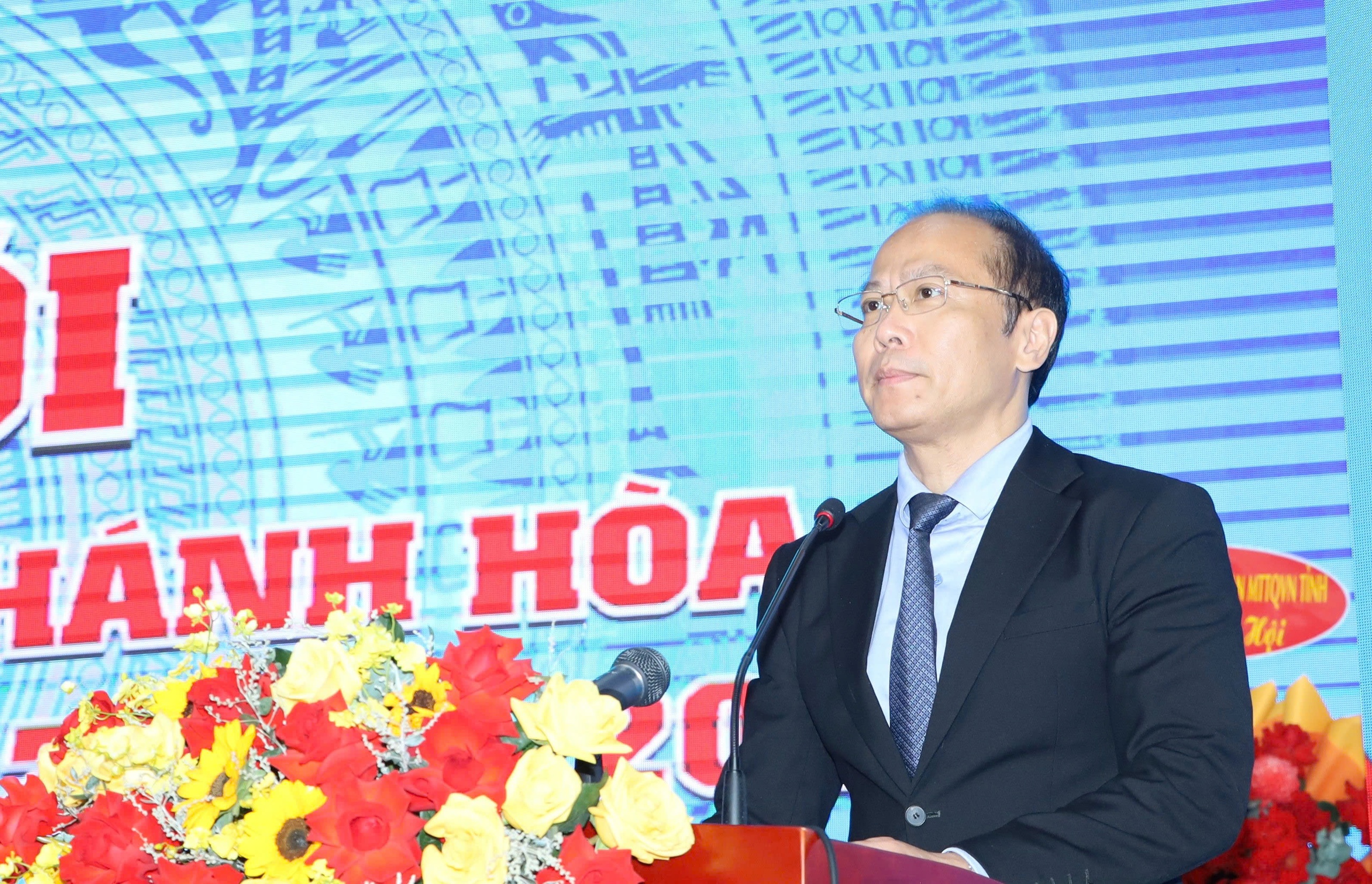 Ông Phan Thanh Liêm giữ chức chủ tịch LĐLĐ Khánh Hoà  - Ảnh 6.