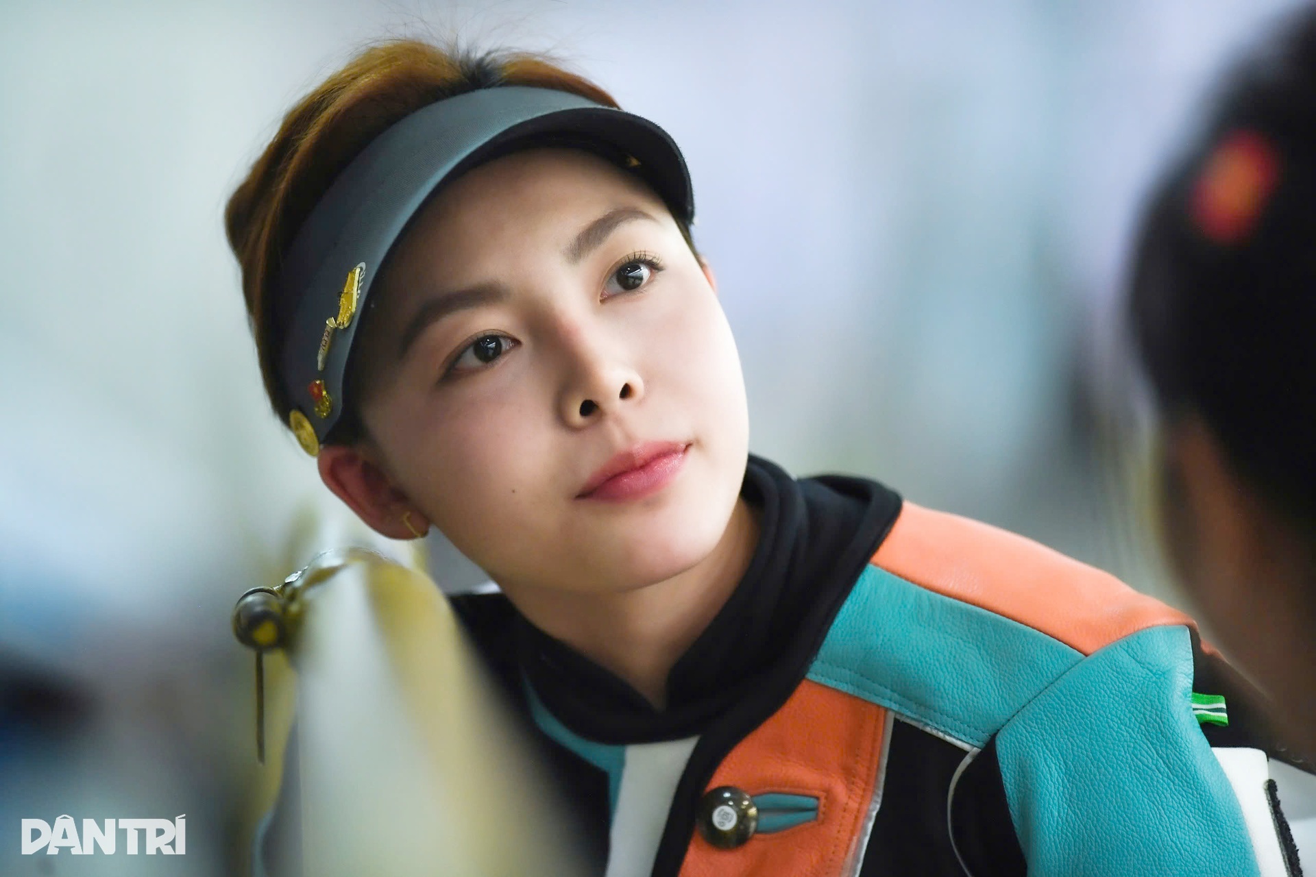 Hoa khôi bắn súng tiết lộ về bộ đồ thi SEA Games nặng 15kg - 6